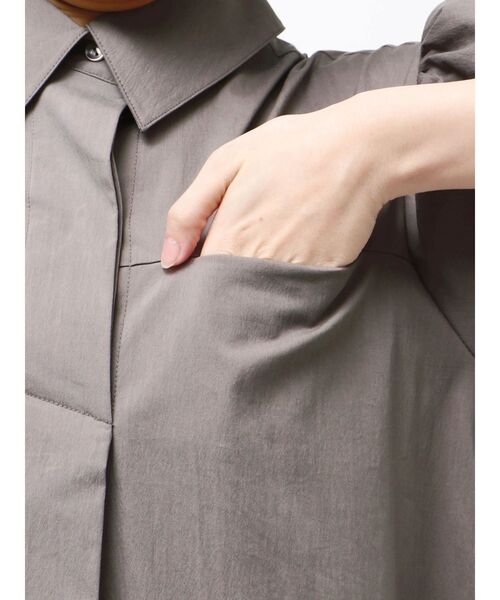 ELENDEEK(エレンディーク)の「フォルムシャツワンピース(ワンピース・レディース・グレー/ブラック/ベージュ・02/01)」の9枚目の写真