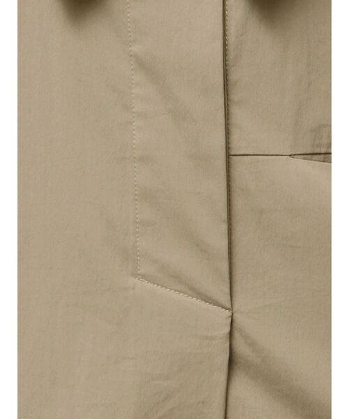 ELENDEEK(エレンディーク)の「フォルムシャツワンピース(ワンピース・レディース・グレー/ブラック/ベージュ・02/01)」の11枚目の写真