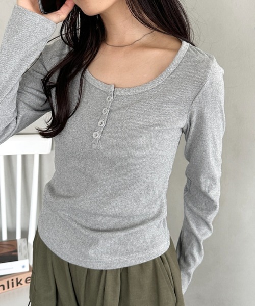 セール】ヘンリーネック長袖リブコンパクトトップス（Tシャツ