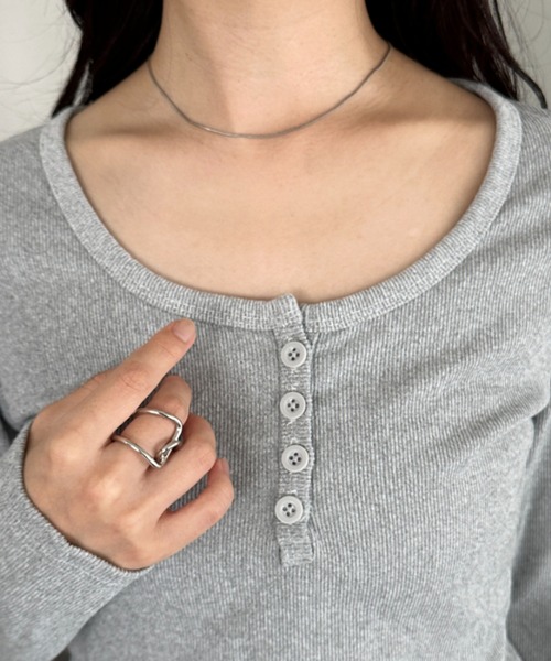 CLEA（クレア）の「ヘンリーネック長袖リブコンパクトトップス（Tシャツ/カットソー・レディース・ブラック/グレー/ブラウン/ホワイト・FREE）」の16枚目の写真