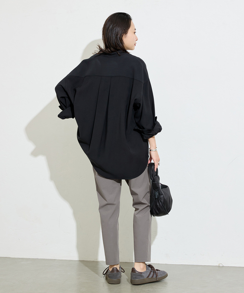 JOURNAL STANDARD(ジャーナルスタンダード)の「《追加4》【撥水/接触冷感/洗える/UV】リネンナイロンストレッチテーパードパンツ(その他パンツ・レディース・グレー/ベージュ系その他/ブラック・40/38/36)」の6枚目の写真