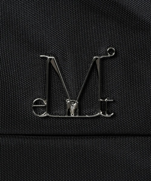 MUCENT（ムセント）の「【日本未発売/WEB限定】MUCENT(ムセント)/大容量 A4サイズ対応 リュック メタル ロゴ バックパック/MIKEY METAL LOGO BACK PACK（バックパック/リュック・レディース・ブラック・FREE）」の4枚目の写真
