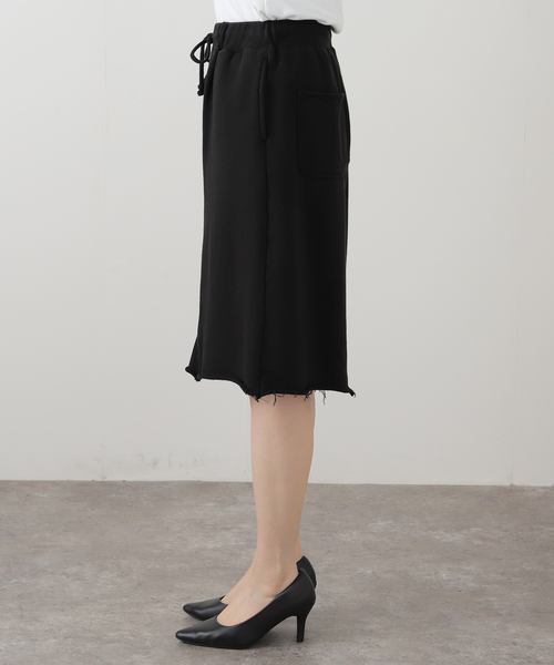 OLD PARK(オールドパーク)の「OLD PARK 別注 BAGGY SWEAT SHORTS:ショートパンツ(スウェットパンツ・レディース・グレー/ブラック・MEDIUM)」の10枚目の写真