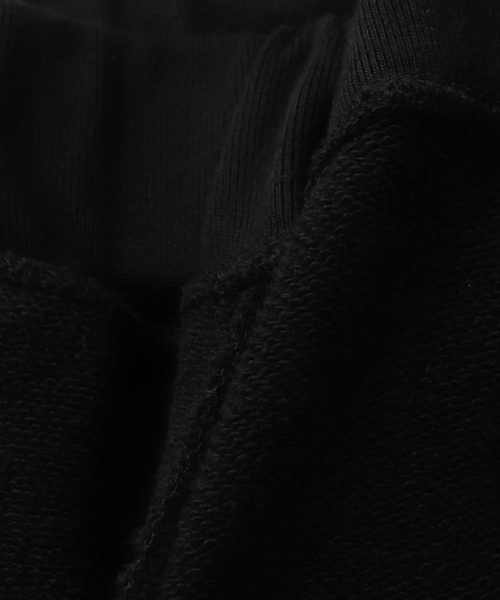 OLD PARK(オールドパーク)の「OLD PARK 別注 BAGGY SWEAT SHORTS:ショートパンツ(スウェットパンツ・レディース・グレー/ブラック・MEDIUM)」の4枚目の写真