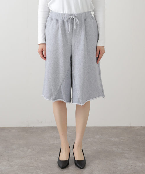 OLD PARK(オールドパーク)の「OLD PARK 別注 BAGGY SWEAT SHORTS:ショートパンツ(スウェットパンツ・レディース・グレー/ブラック・MEDIUM)」の18枚目の写真