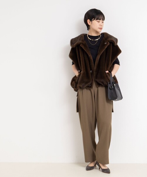 Rie Miller（リエミラー）の「エコファー衿付ベスト（ブルゾン・レディース・ダークブラウン/アイボリー・38）」の17枚目の写真