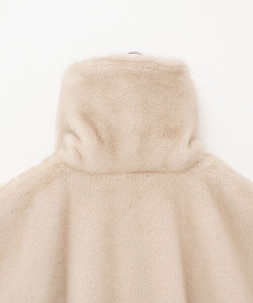 Rie Miller（リエミラー）の「エコファー衿付ベスト（ブルゾン・レディース・ダークブラウン/アイボリー・38）」の5枚目の写真