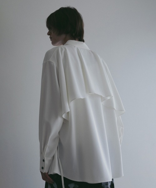 MANOF（マノフ）の「STRING BACK LAYERED SHIRTS（シャツ/ブラウス・レディース・ブラウン/ターコイズブルー/アイボリー・F）」の2枚目の写真