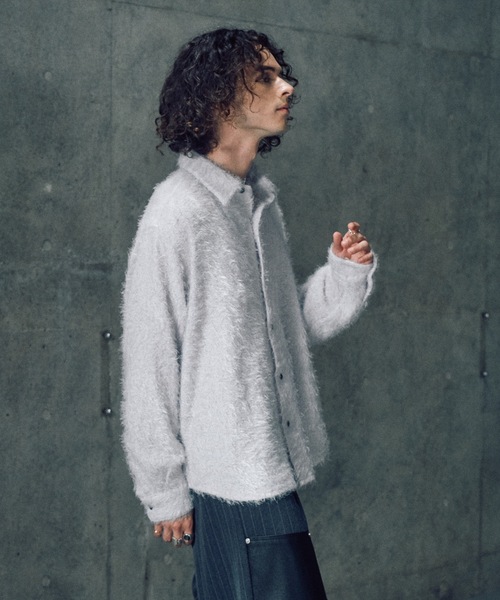 CASPER JOHN（キャスパージョン）の「Various loose shirts -feather knit- / バリアスルーズシャツ -フェザーニット-（シャツ/ブラウス・メンズ・ブルー/グリーン系その他/ブラック系その他/ブラック/ライトグレー・LARGE/MEDIUM/SMALL/X-SMALL）」の11枚目の写真