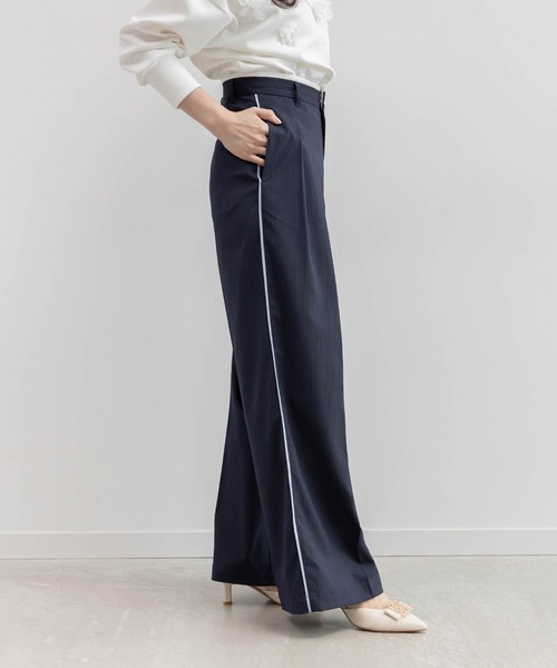 RANDA（ランダ）の「ウエストデザインラインタックパンツ（その他パンツ・レディース・ネイビー/ブラウン/グレー・1/0）」の3枚目の写真