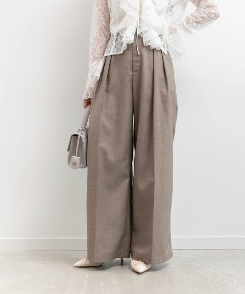 RANDA（ランダ）の「ウエストデザインラインタックパンツ（その他パンツ・レディース・ネイビー/ブラウン/グレー・1/0）」の2枚目の写真