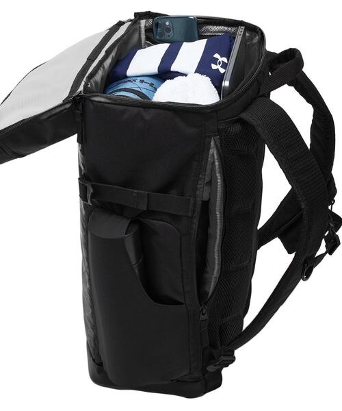 UNDER ARMOUR（アンダーアーマー）の「UAターポリン バックパック2.0 40リットル（トレーニング/メンズ/レディース）（バックパック/リュック・レディース・ブラック系その他・ONESIZE）」の9枚目の写真