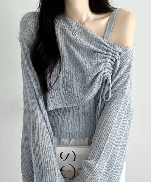 Maison Calme（メゾンカルム）の「【2点セット】サイドドロストギャザーワンショルトップス キャミ 透かし編み（Tシャツ/カットソー・レディース・ホワイト/ブラック/ピンク/グレー・F）」の3枚目の写真