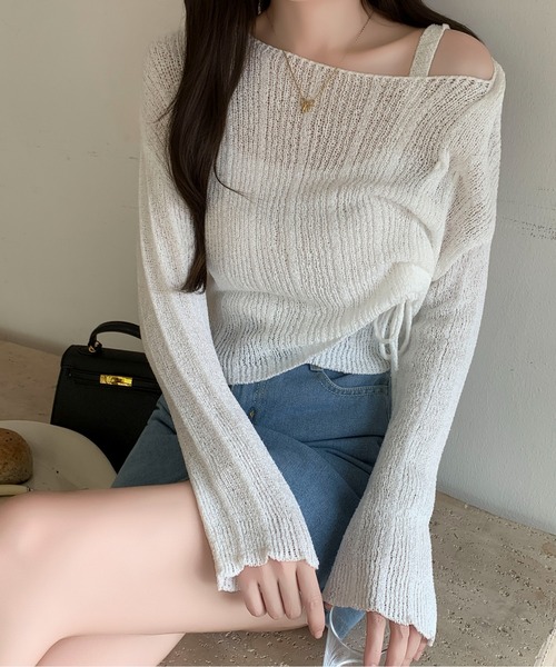 Maison Calme（メゾンカルム）の「【2点セット】サイドドロストギャザーワンショルトップス キャミ 透かし編み（Tシャツ/カットソー・レディース・ホワイト/ブラック/ピンク/グレー・F）」の5枚目の写真