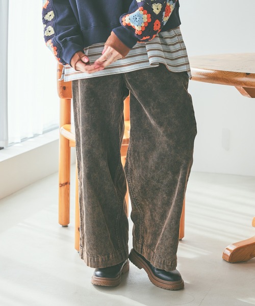 niko and...（ニコアンド）の「コーデュロイポケットワイドパンツ（その他パンツ・レディース・インディゴブルー/スモーク/ライトベージュ/オフホワイト/ダークブラウン・MEDIUM/LARGE）」の2枚目の写真