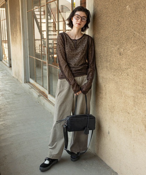 niko and...（ニコアンド）の「コーデュロイポケットワイドパンツ（その他パンツ・レディース・インディゴブルー/スモーク/ライトベージュ/オフホワイト/ダークブラウン・MEDIUM/LARGE）」の10枚目の写真