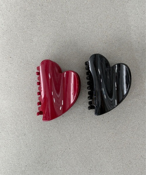 SANSeLF（サンセルフ）の「【SANSeLF】 ハート ヘアクリップ ミニマルシルエット saa25a071（バレッタ/ヘアクリップ・レディース・ブラック/レッド・FREE）」の5枚目の写真