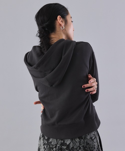 Muscat(マスカット)の「【セットアップ可!】ロゴ刺繍 裏毛ジップアップパーカー(パーカー・レディース・ダークブラウン/サンドベージュ/ブラック/グレー・F)」の10枚目の写真