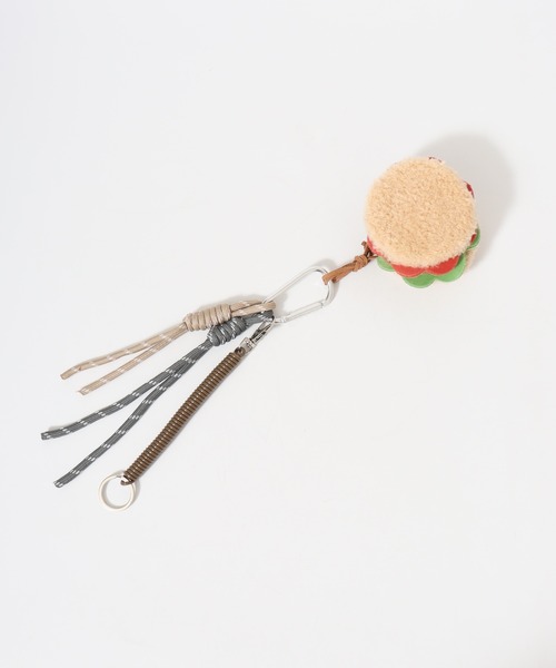 crossi（クロッシー）の「もこもこ ボアチャーム（チャーム・レディース・ベージュ/ブラウン/ライトグリーン・FREE）」の9枚目の写真