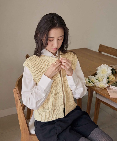 CHAN ME(チャンミ)の「ローゲージニットベスト(ベスト・レディース・アイボリー/グレー・LARGE/MEDIUM)」の9枚目の写真