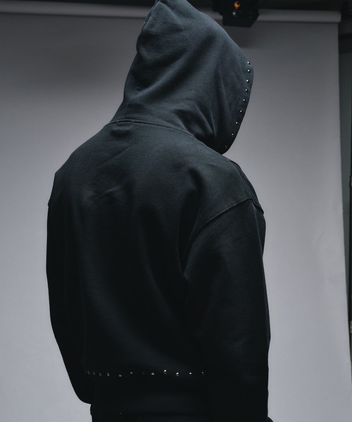 ANDER HUNK（アンダーハンク）の「Studs Design Zip-up Parker
