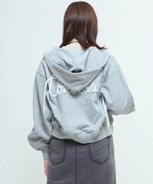 BACK SPINDLE LOGO ZIP HOODIE（パーカー）｜CONVERSE TOKYO