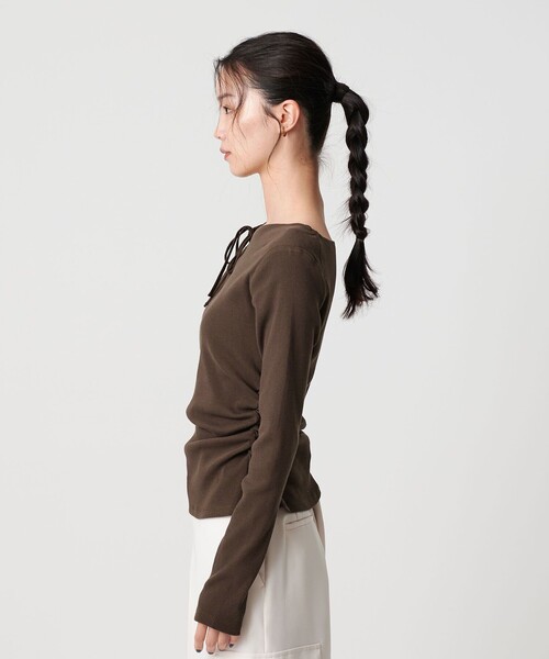 BEAUTY&YOUTH UNITED ARROWS（ビューティーアンドユースユナイテッドアローズ）の「コットンリブ リボンギャザーカットソー（Tシャツ/カットソー・レディース・ダークブラウン/オフホワイト/ブラック・FREE）」の14枚目の写真