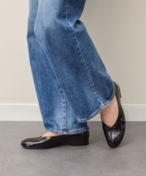 inter-chaussures（インターショシュール）の「【INTER-CHAUSSURES】ラウンドトウセンターシームパンプス(I51510)（パンプス・レディース・ベージュ/ブラック系その他/ブラック・36/37）」の2枚目の写真