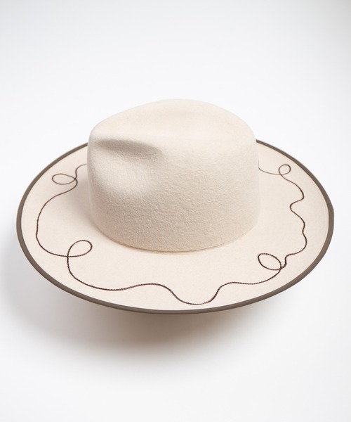 INDIETRO ASSOCIATION(インディエトロアソシエーション)の「Long Brim Hat / ロングブリムハット(ハット・メンズ・ベージュ/ブラック・1/0)」の7枚目の写真