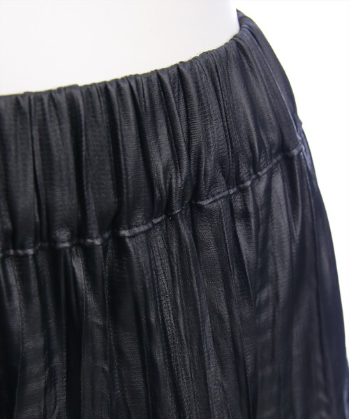 CLEAR BASIC（クリアベーシック）の「フェイクレザーティアードロングスカート［大人 カジュアル 着回し力抜群］（スカート・レディース・ダークブラウン/ブラック/カーキ・F）」の4枚目の写真