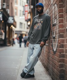 Disney（ディズニー）の「Disney ピグメントロングスリーブTシャツ（Tシャツ/カットソー）」