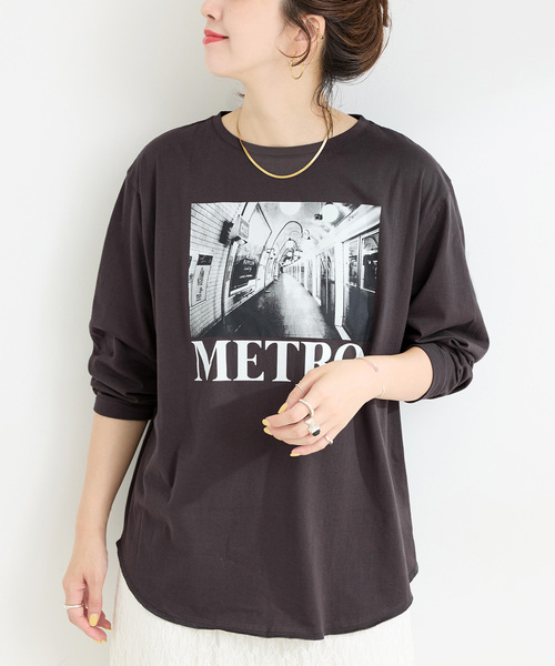 B.C STOCK(ベーセーストック)の「MCL/エムシーエル 別注 ロゴ L/S TEE(Tシャツ/カットソー・レディース・ホワイト系その他/ホワイト/ブラック系その他/ブラック・FREE)」の4枚目の写真
