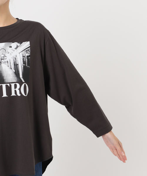 B.C STOCK(ベーセーストック)の「MCL/エムシーエル 別注 ロゴ L/S TEE(Tシャツ/カットソー・レディース・ホワイト系その他/ホワイト/ブラック系その他/ブラック・FREE)」の8枚目の写真