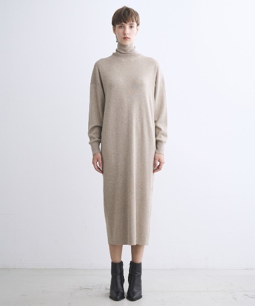 three dots(スリードッツ)の「【ラメニット】ルレックスセーター ドレス(ワンピース・レディース・ブラック/ベージュ/グレー・SMALL/MEDIUM)」の12枚目の写真