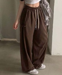 FREE STYLISTS（フリー スタイリスト）の「YUGA_YGMC Wide-length sweatpants with adjustable buckles（スウェットパンツ）」