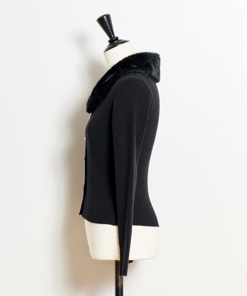 NOELA（ノエラ）の「ファーカラーニット（ニット/セーター・レディース・ブラウン/ベージュ/ブラック・フリー）」の4枚目の写真