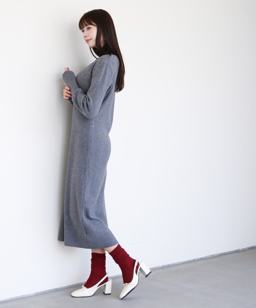 a lot of love(ア ロット オブ ラブ)の「ラウンドキーネック ニットワンピース(ワンピース・レディース・ブラック/オフホワイト/グレー・FREE)」の19枚目の写真