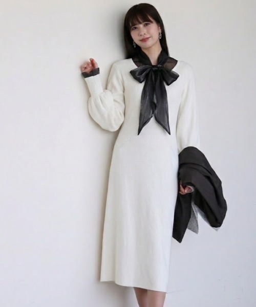 a lot of love(ア ロット オブ ラブ)の「ラウンドキーネック ニットワンピース(ワンピース・レディース・ブラック/オフホワイト/グレー・FREE)」の20枚目の写真