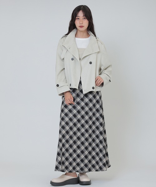 SUWDEE(スーディー)の「stand collar belt double breasted coat(その他アウター・レディース・ブラウン/アイボリー・FREE)」の3枚目の写真