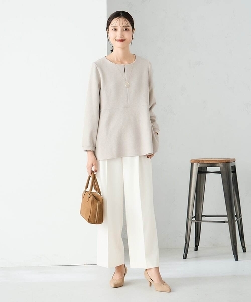 a.v.v(アーヴェヴェ)の「千鳥ジャガードペプラムトップス(Tシャツ/カットソー・レディース・グレー系その他/ブラック・38/36/40)」の5枚目の写真