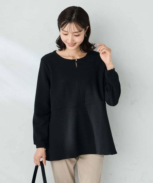 a.v.v(アーヴェヴェ)の「千鳥ジャガードペプラムトップス(Tシャツ/カットソー・レディース・グレー系その他/ブラック・38/36/40)」の11枚目の写真