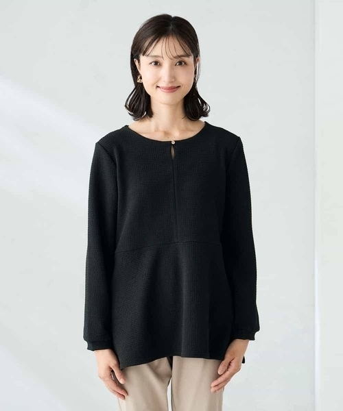 a.v.v(アーヴェヴェ)の「千鳥ジャガードペプラムトップス(Tシャツ/カットソー・レディース・グレー系その他/ブラック・38/36/40)」の16枚目の写真