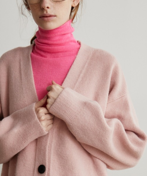 Auntie Rosa Holiday（アンティローザホリデー）の「オーバーサイズカーディガン（カーディガン/ボレロ・レディース・チャコールグレー/ブラック/ピンク/ホワイト・FREE）」の15枚目の写真