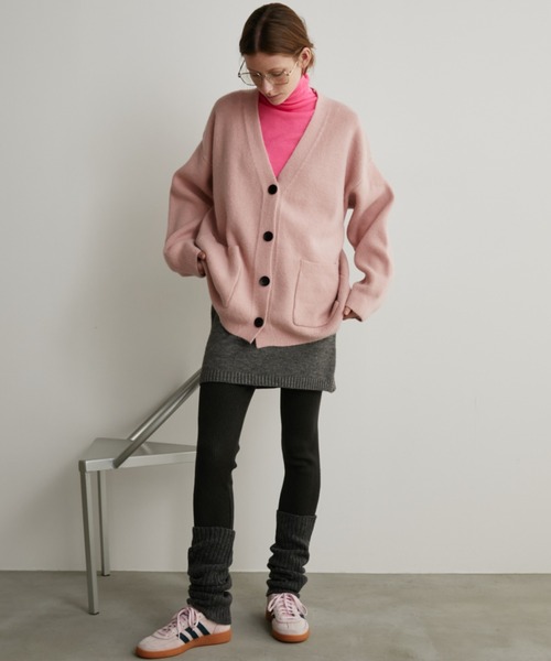 Auntie Rosa Holiday（アンティローザホリデー）の「オーバーサイズカーディガン（カーディガン/ボレロ・レディース・チャコールグレー/ブラック/ピンク/ホワイト・FREE）」の11枚目の写真