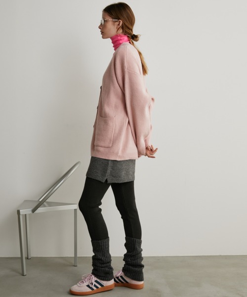 Auntie Rosa Holiday（アンティローザホリデー）の「オーバーサイズカーディガン（カーディガン/ボレロ・レディース・チャコールグレー/ブラック/ピンク/ホワイト・FREE）」の13枚目の写真