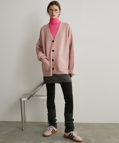 Auntie Rosa Holiday（アンティローザホリデー）の「オーバーサイズカーディガン（カーディガン/ボレロ・レディース・チャコールグレー/ブラック/ピンク/ホワイト・FREE）」の10枚目の写真