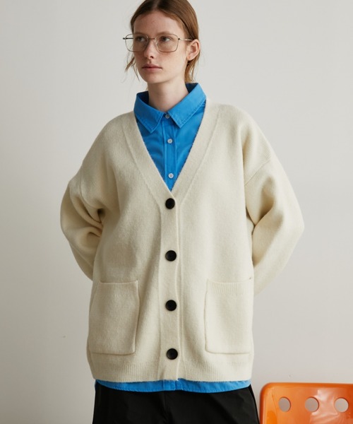 Auntie Rosa Holiday（アンティローザホリデー）の「オーバーサイズカーディガン（カーディガン/ボレロ・レディース・チャコールグレー/ブラック/ピンク/ホワイト・FREE）」の17枚目の写真