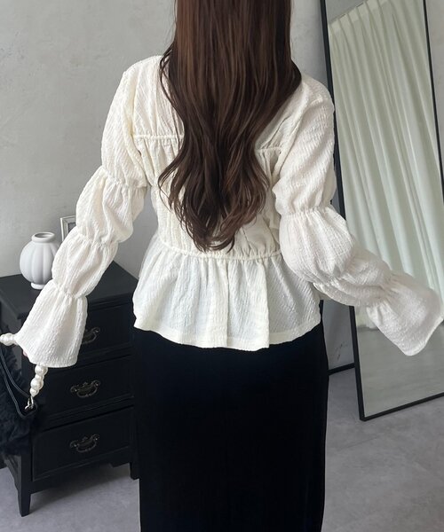 prose verse(プロズヴェール)の「シャーリングカットブラウス(Tシャツ/カットソー・レディース・アイボリー/ブラック・LARGE/MEDIUM)」の12枚目の写真