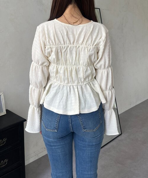 prose verse(プロズヴェール)の「シャーリングカットブラウス(Tシャツ/カットソー・レディース・アイボリー/ブラック・LARGE/MEDIUM)」の20枚目の写真