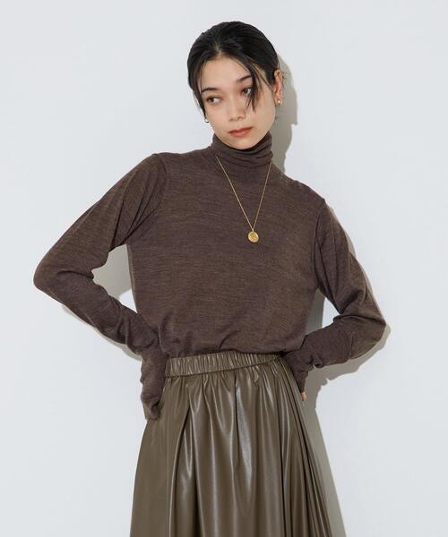 Liesse（リエス）の「ウォッシャブルウールタートルニット（ニット/セーター・レディース・ホワイト×ブラック/ベージュ/ブラウン/ピンク/ブラック/ライトグレー・FREE）」の4枚目の写真
